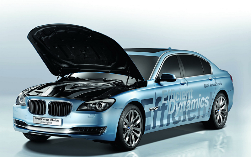 Illustration for article titled BMW Concept 7 Series ActiveHybrid Adds Power, Efficiency